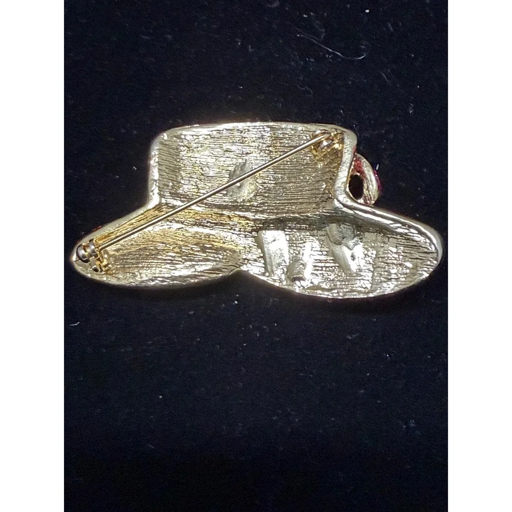 Red Hat Society Brooch Pin Gold Tone Red Rhinestone Purple Bow‎ Sun Hat Vintage